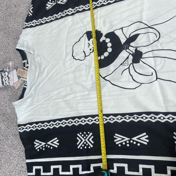 NWT! Sahara Mg Rayon One Size Plus Black White Kaftan African Print Made India - Picture 5 of 6